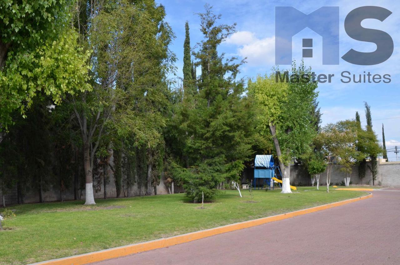 +Ms +Fascinante Suite +Alberca Y Jardines + Bernardo Quintana 18B Mendiola 外观 照片